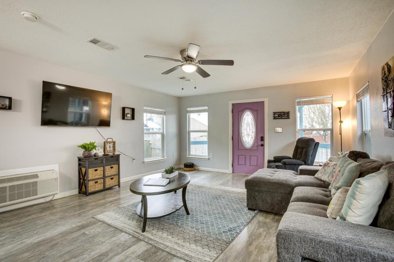 Galveston Cottage About 1 Mi To Beach Pet Friendly! Exterior foto