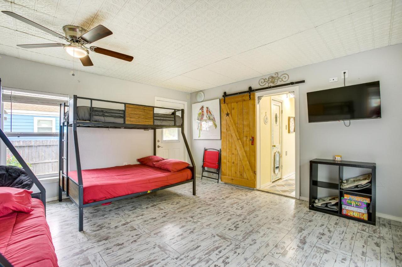 Galveston Cottage About 1 Mi To Beach Pet Friendly! Exterior foto