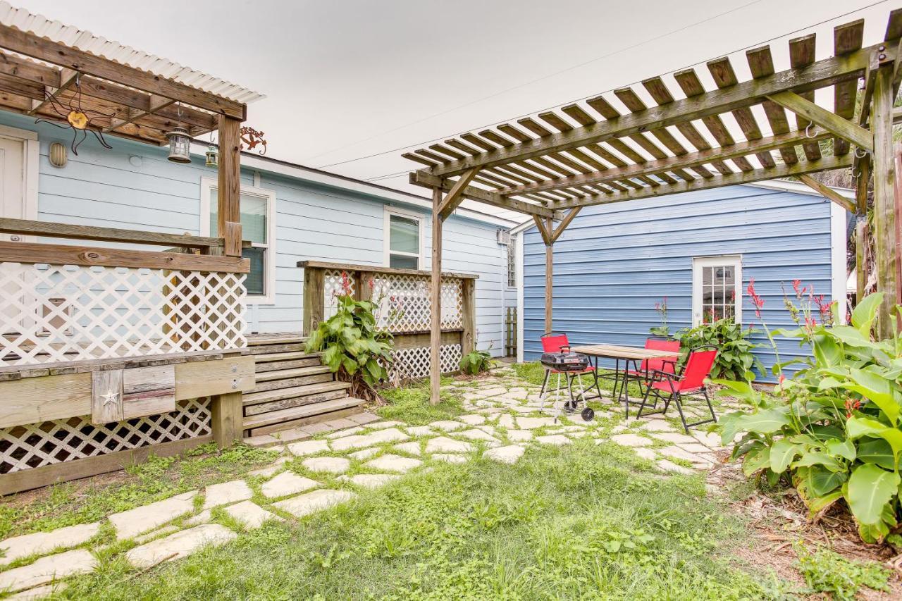 Galveston Cottage About 1 Mi To Beach Pet Friendly! Exterior foto
