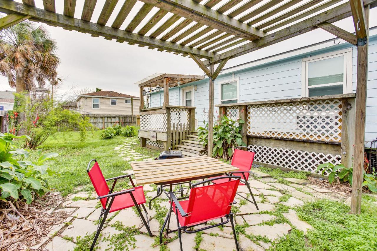 Galveston Cottage About 1 Mi To Beach Pet Friendly! Exterior foto