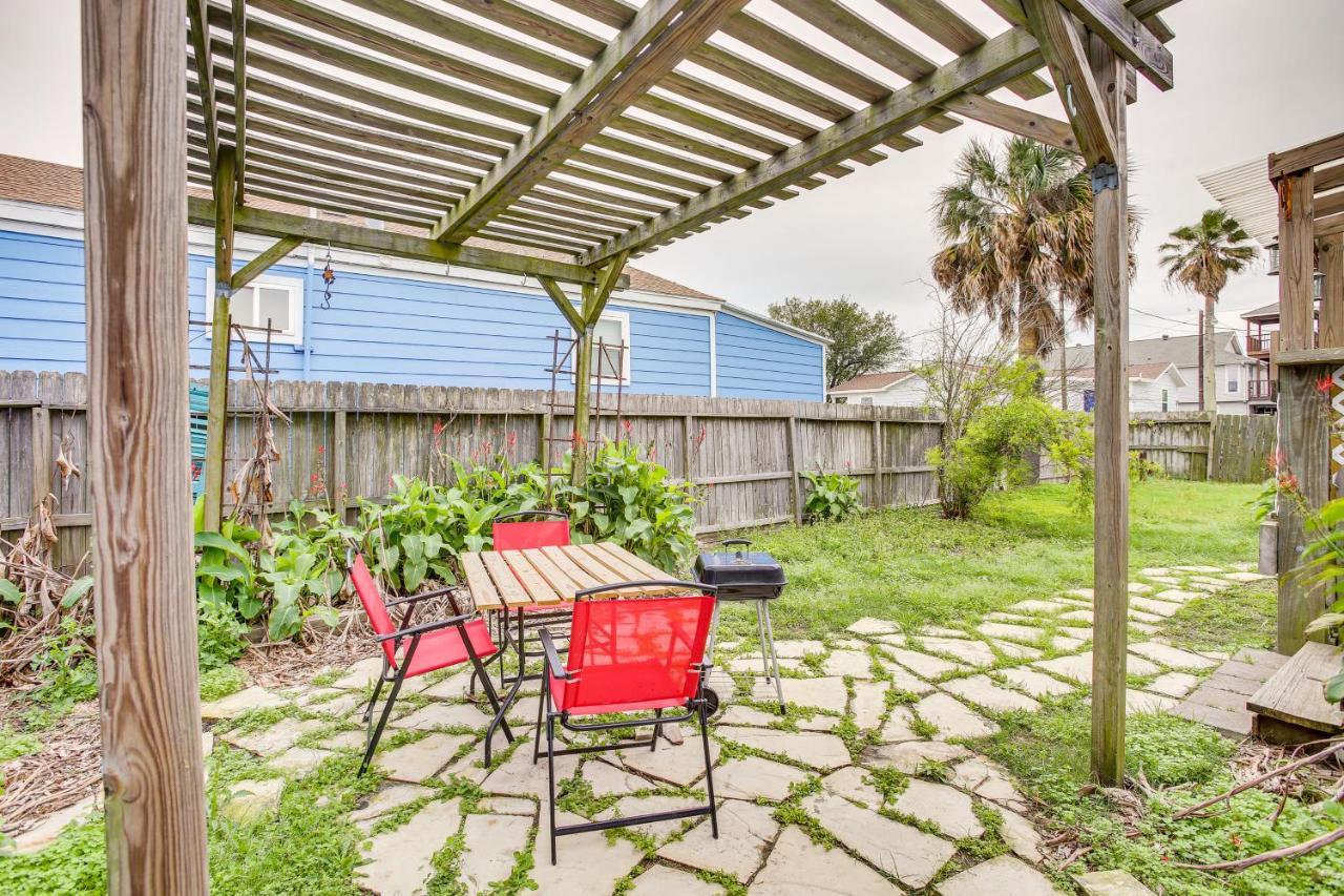 Galveston Cottage About 1 Mi To Beach Pet Friendly! Exterior foto